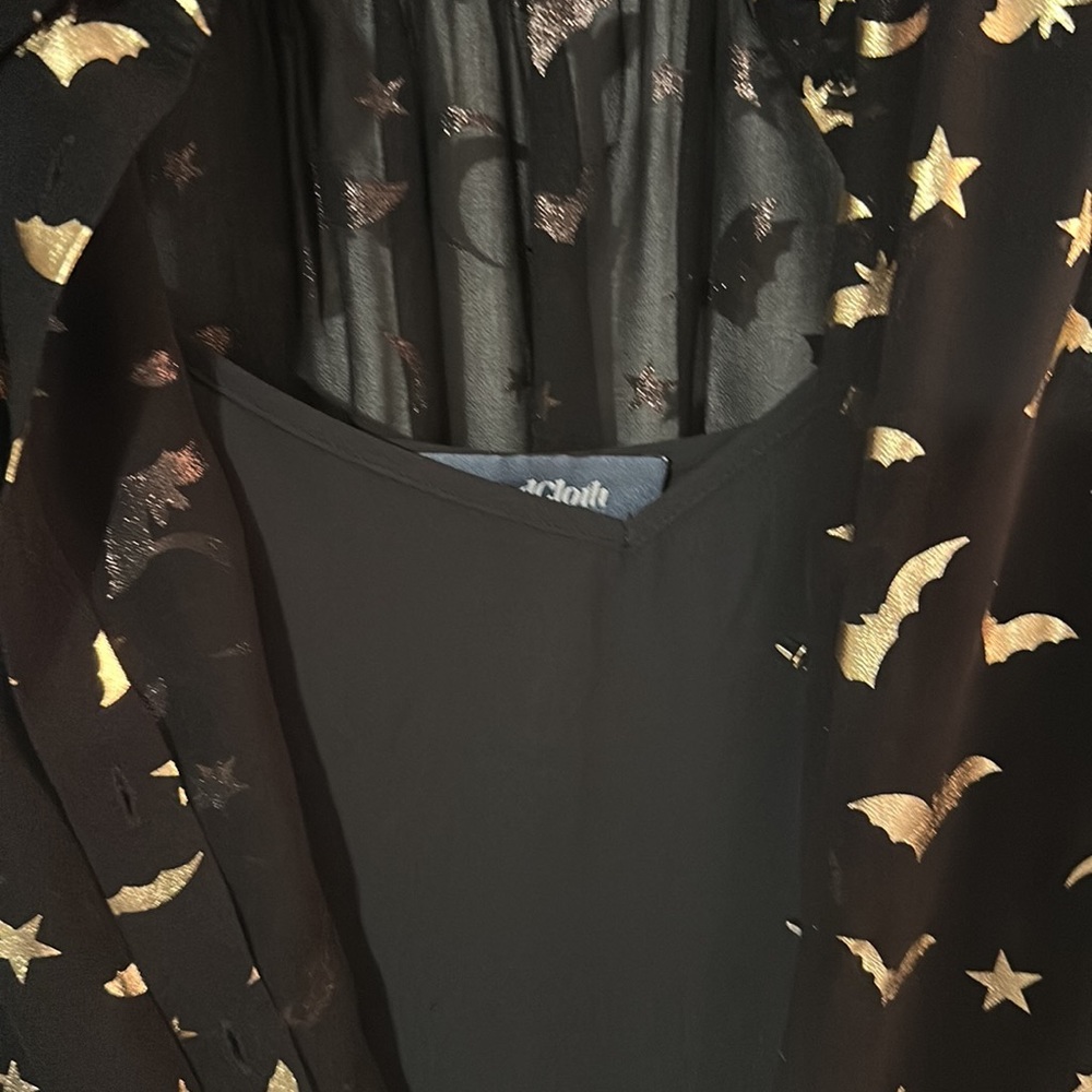 Modcloth Be Buzzworthy Button-Up Top - Picture 5 of 10